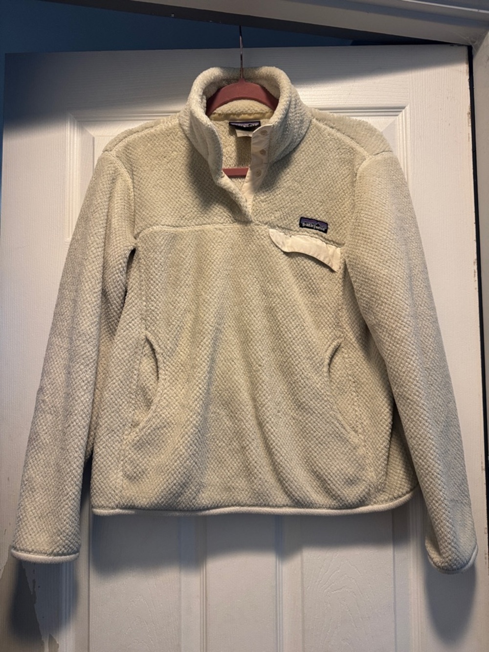 Patagonia Cream Women’s Fleece Snap-Front Pullover